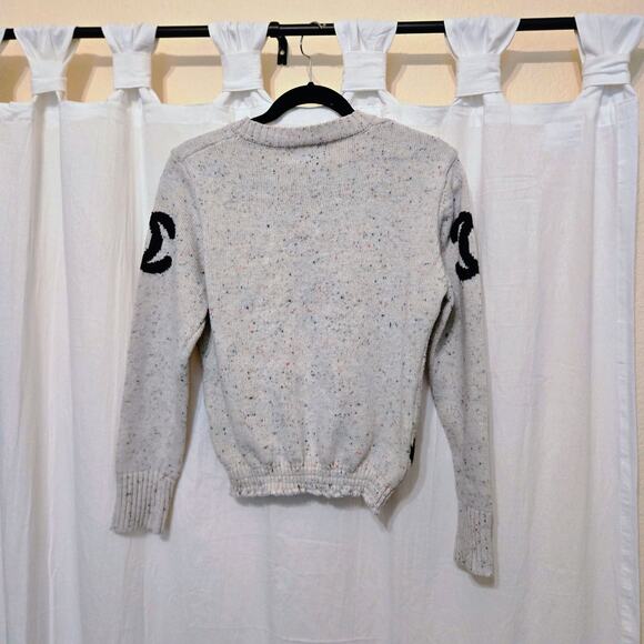 Mixed Wool Yarn Cream Long Sleeve Pullover Sweater size M with flower - Picture 4 of 12